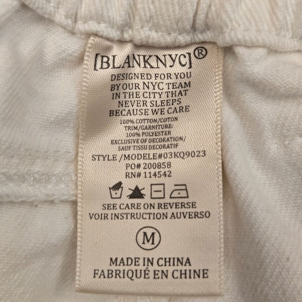 BlankNYC Crochet Pocket Paperbag Jean Shorts M White Granny Square Patchwork NWT - Picture 7 of 10